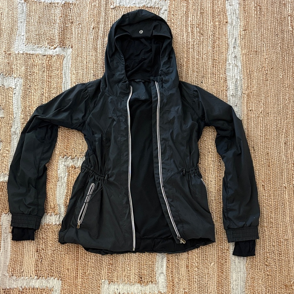 Black Women's Lululemon Hooded Jacket